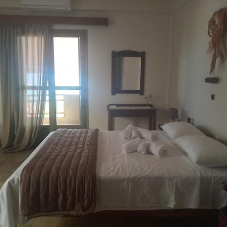 Buganvilla Sea View Apts Agia Pelagia Eksteriør billede