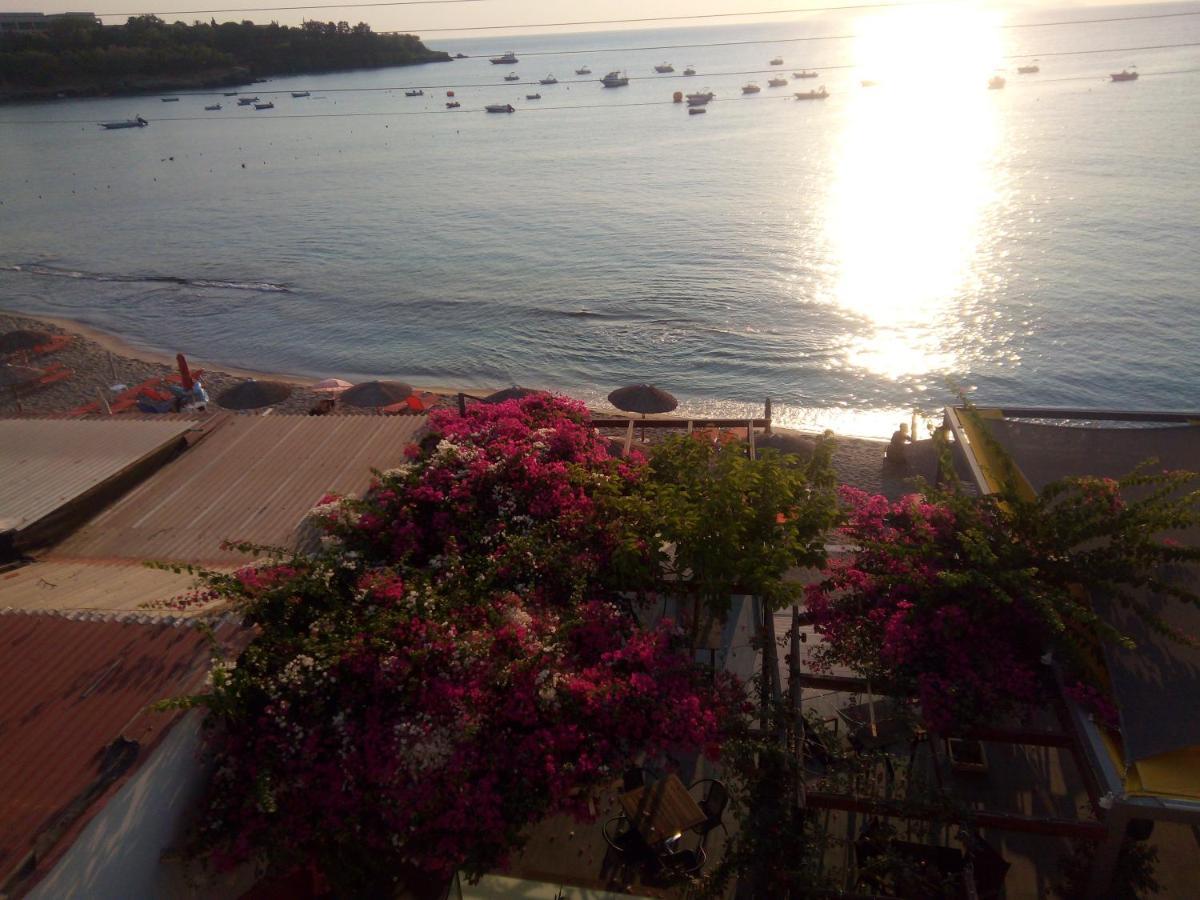 Buganvilla Sea View Apts Agia Pelagia Eksteriør billede