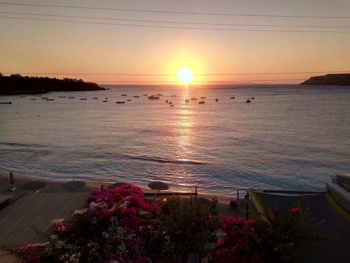 Buganvilla Sea View Apts Agia Pelagia Eksteriør billede