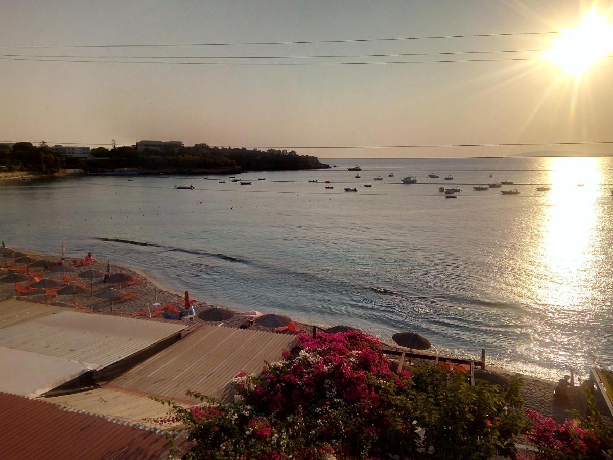 Buganvilla Sea View Apts Agia Pelagia Eksteriør billede