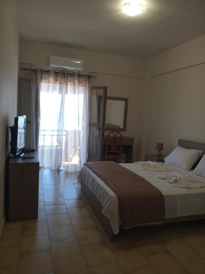 Buganvilla Sea View Apts Agia Pelagia Eksteriør billede