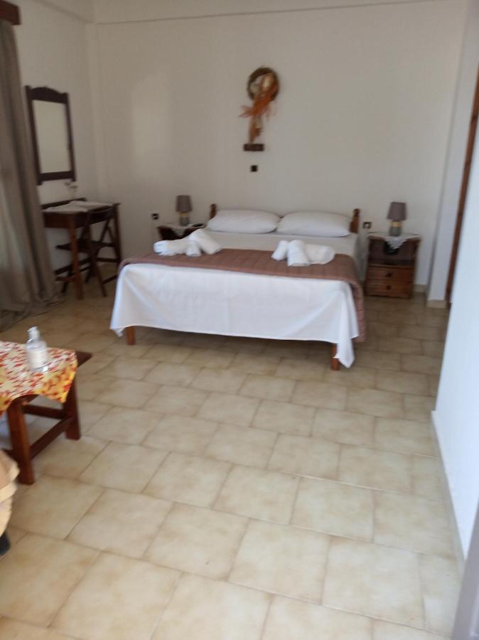 Buganvilla Sea View Apts Agia Pelagia Eksteriør billede