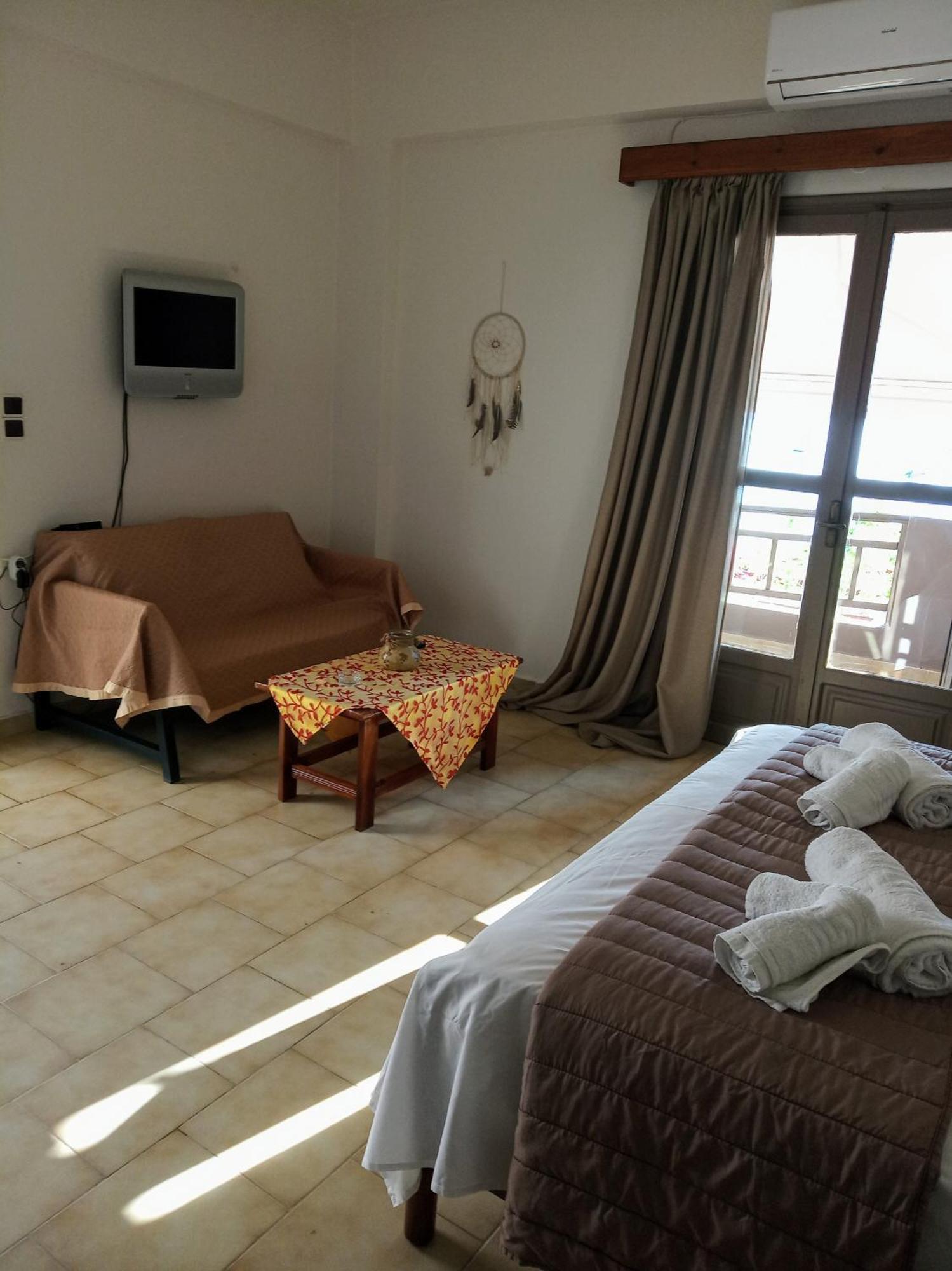 Buganvilla Sea View Apts Agia Pelagia Eksteriør billede